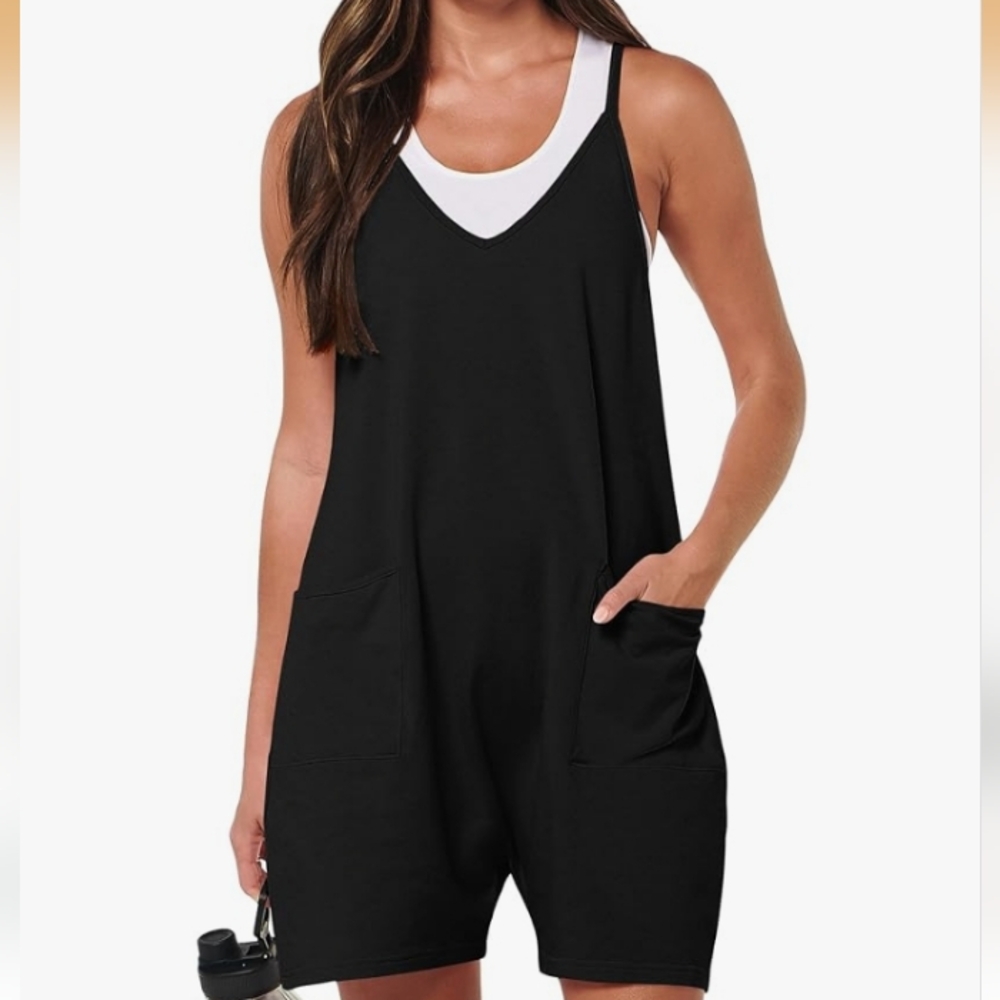 Black Sleeveless Romper w Pockets Size XL NWOT